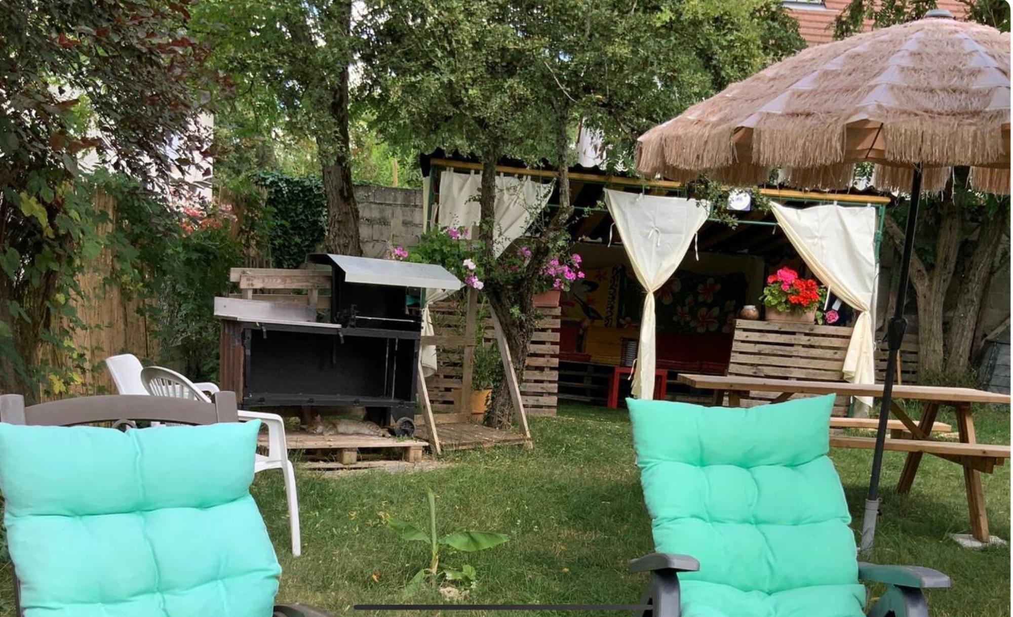 Maison D'Hotes Acces Piscine La Chaussée-Saint-Victor Extérieur photo
